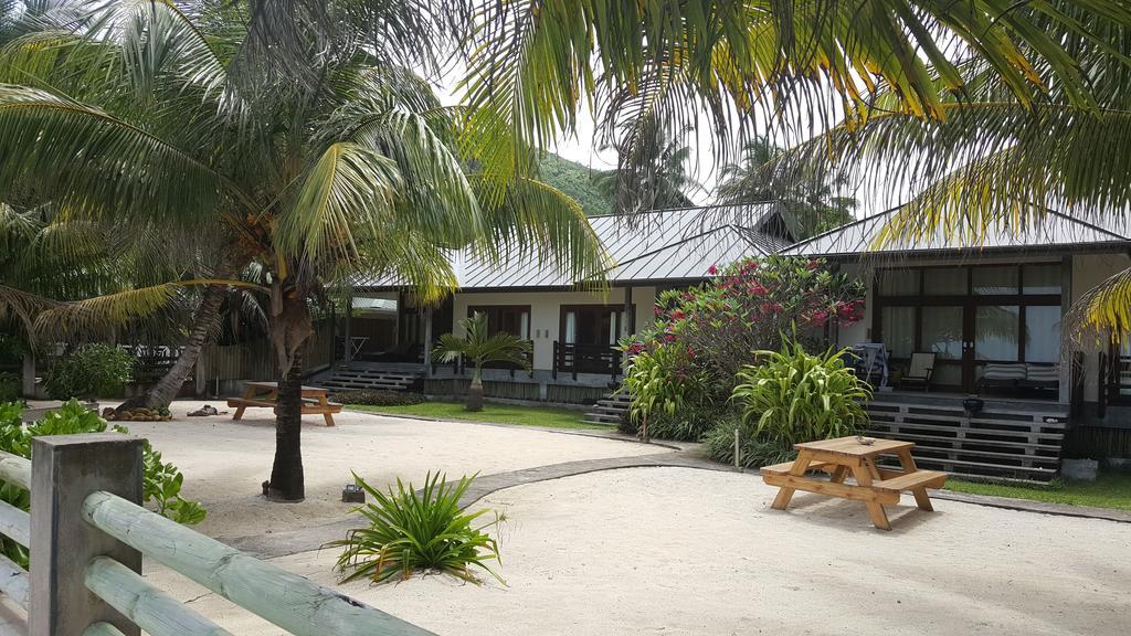 Fleur De Sel Aparthotel Anse Royale Exteriör bild
